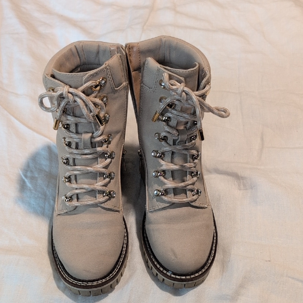 Jennifer Lopez Cream Lace-Up Boots